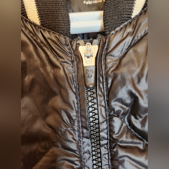 TNA - League Jacket - Picture 4 of 6